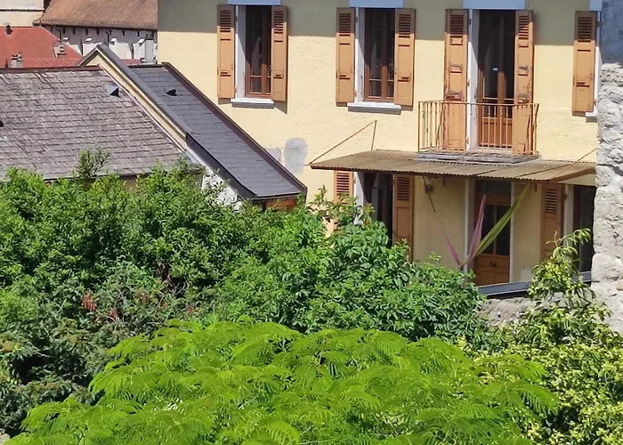 Les Jardins Du Chateau